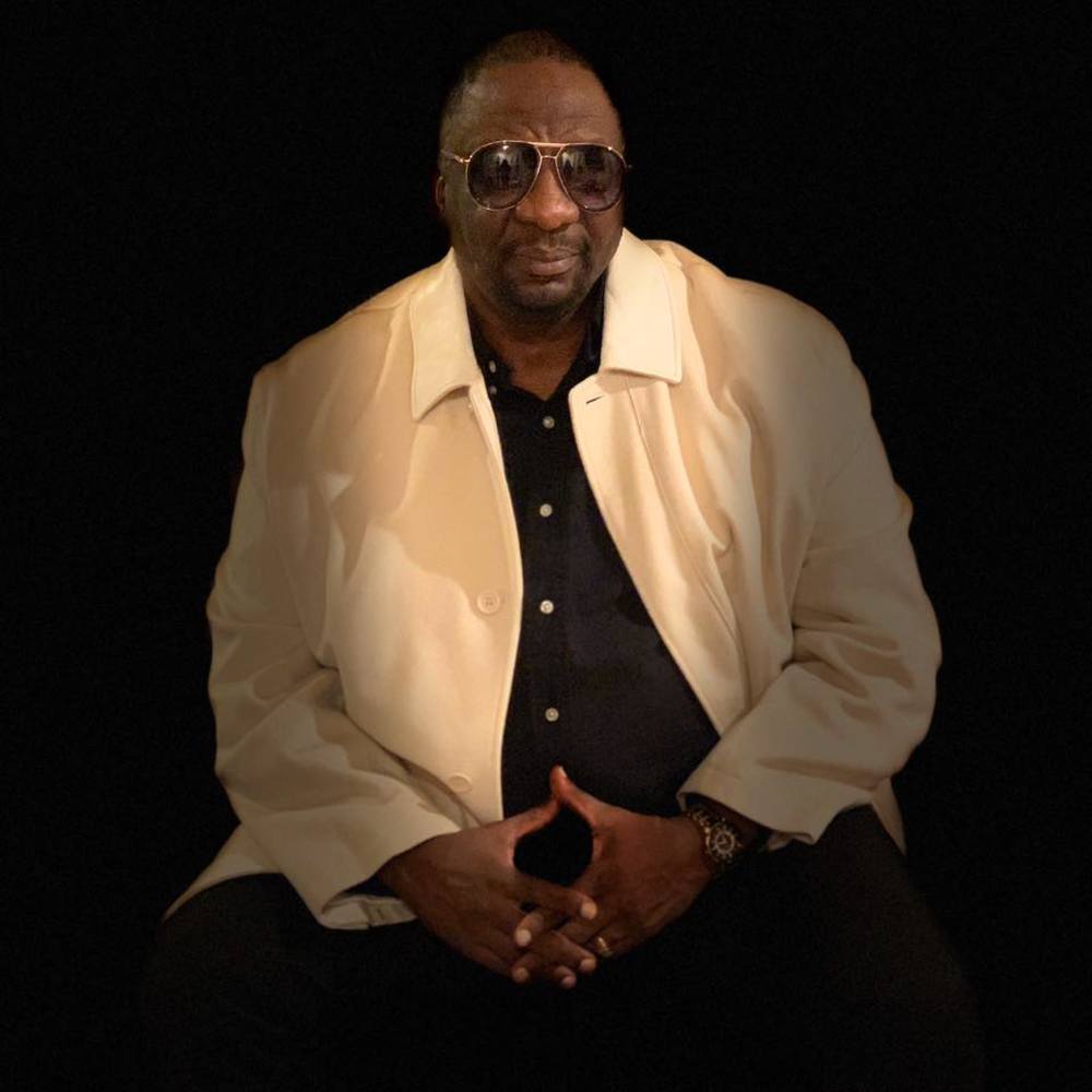 Meet your Posher, Barry